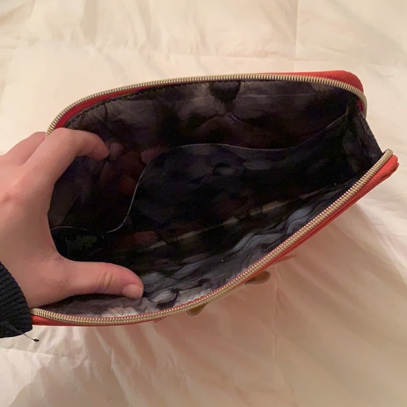 iPad case - Picture 3 of 5